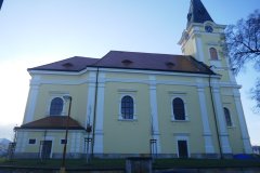 pohled zleva