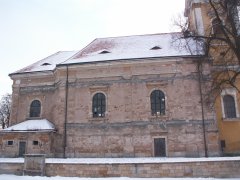 pohled zleva