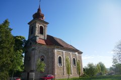 pohled zepředu zprava