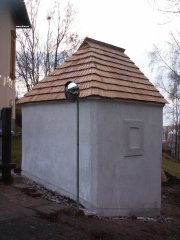 pohled zezadu zleva