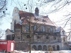 pohled zepředu zprava