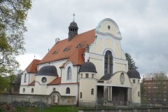 pohled zepředu zleva