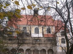 pohled zprava
