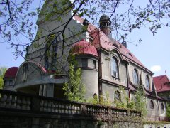 pohled zepředu zprava