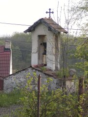 pohled zezadu zleva