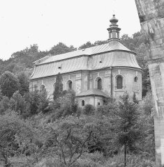starší foto kostela