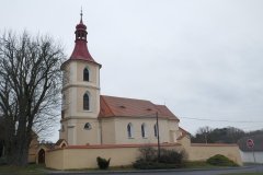 opravená ohradní zeď