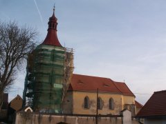 pohled zepředu zprava