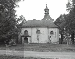 starší foto kostela