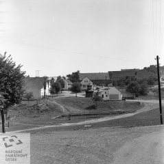 celkový pohled na zvoničku