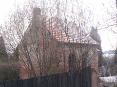 pohled zezadu zleva