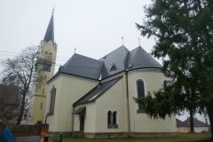 pohled zezadu zprava