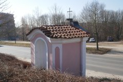 pohled zezadu zleva