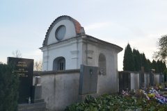 pohled zepředu zprava
