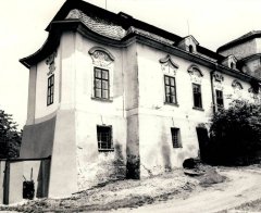 starší foto fary