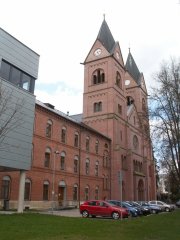 pohled zepředu zleva
