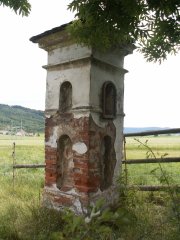 pohled zezadu zleva