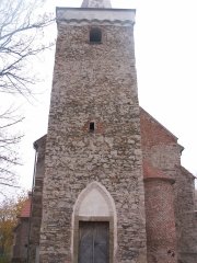průčelí kostela
