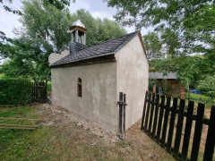 pohled zezadu zprava