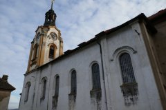 pohled zezadu zprava