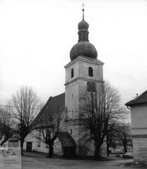 starší foto kostela