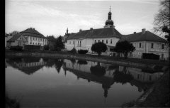 starší foto věže kostela