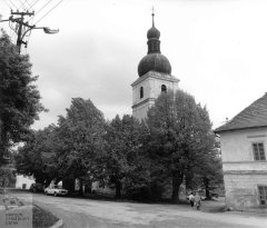 starší foto kostela