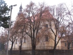 pohled zezadu zprava