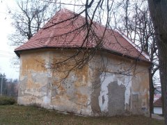 pohled zezadu zleva