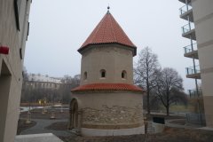 pohled zepředu zprava