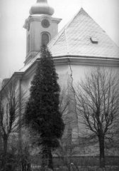 prasklina ve zdi presbytáře