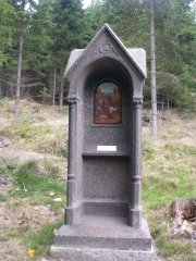 kaplička křížové cesty zepředu