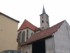 pohled zezadu zleva