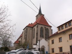 pohled zezadu zprava