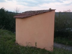 pohled zezadu zleva