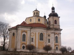 pohled zleva