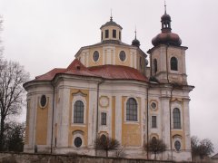 pohled zezadu zleva