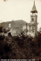 starší foto zříceniny kaple