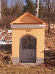 průčelí kaple