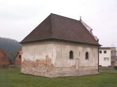pohled zezadu zleva