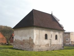 pohled zezadu zleva
