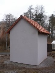 pohled zezadu zleva