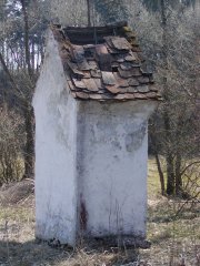 pohled zezadu zleva