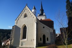 pohled zezadu zleva