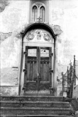 boční vchod do kostela