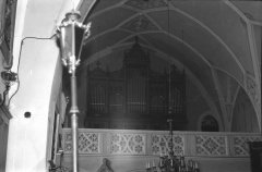 starší foto interiéru kostela - kruchta