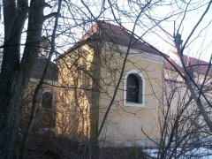pohled zezadu zleva