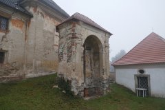 pohled zepředu zleva