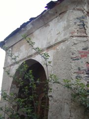 pohled zezadu zleva