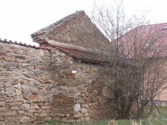 pohled zezadu zprava